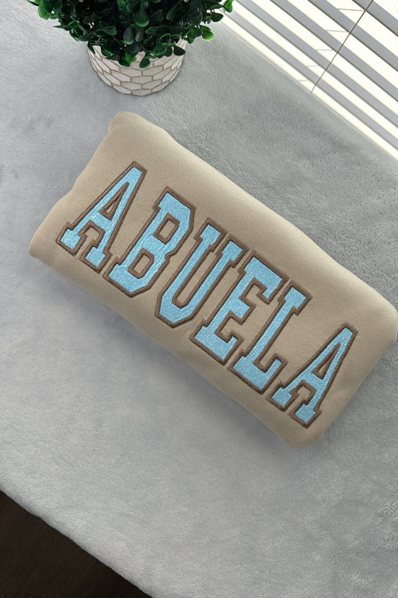 Abuela
